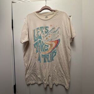 Star Wars “Let’s Take a Trip” Retro Graphic Tee - XL